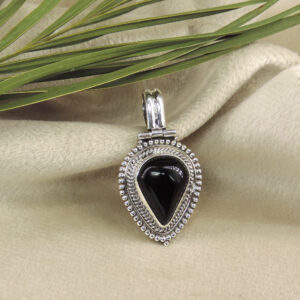 925 Sterling Silver Black Onyx Teardrop Rope Bezel Pendant