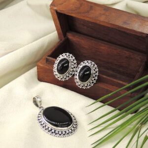 925 Sterling Silver Black Onyx Pendant and Earring Set