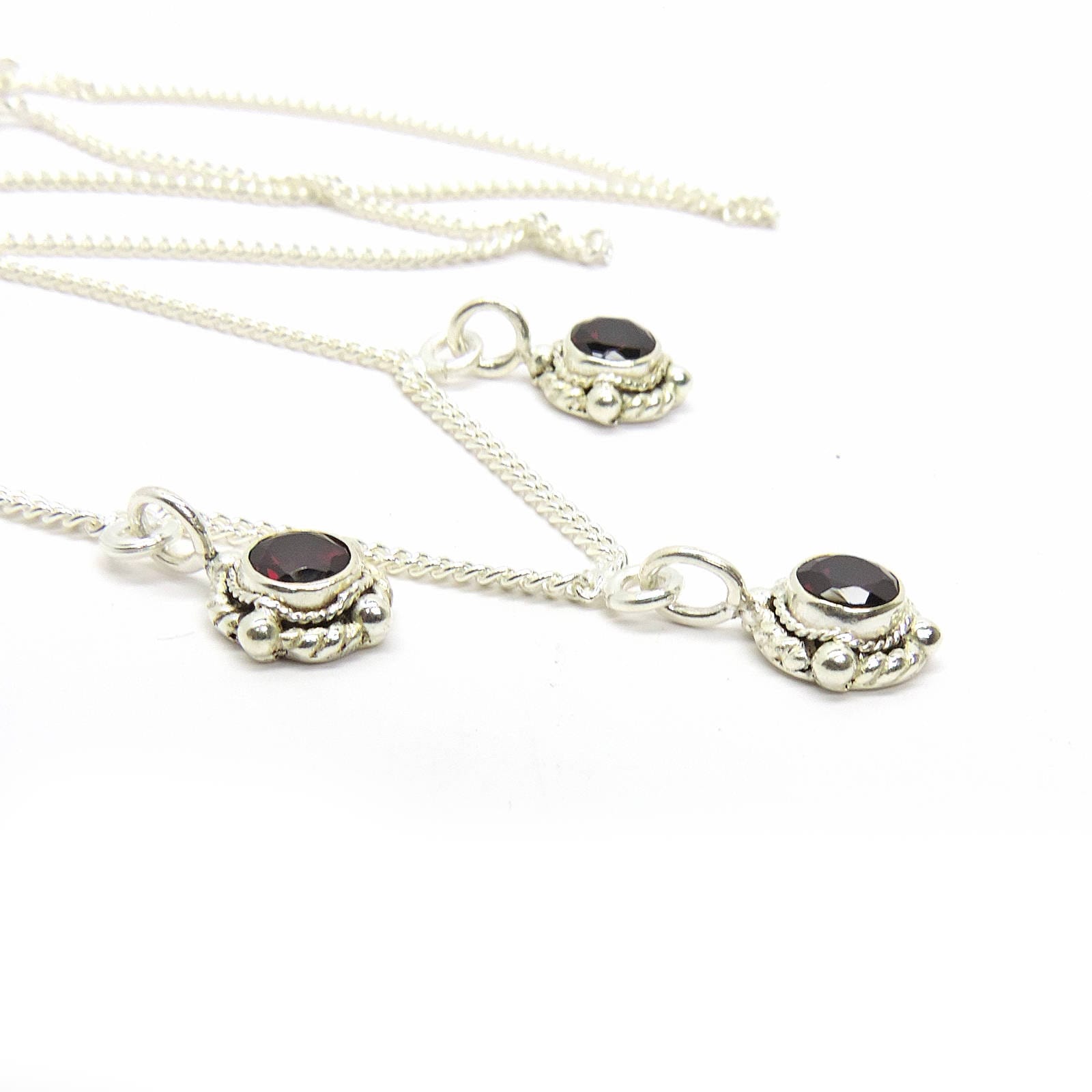 Garnet charm necklace 925 sterling silver handcrafted Jaipur India